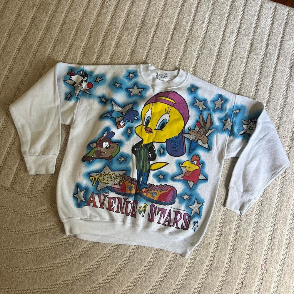VTG 1995 Tweety Bird Sweatshirt size S/M AOP Streetwear Kidcore Cartoon Vacation